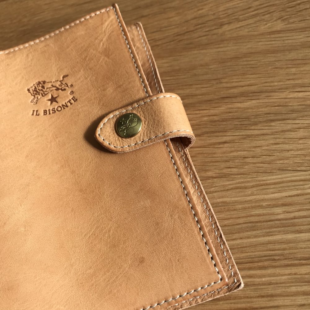 Il Bisonte イルビゾンテ の本革手帳のケア方法と必要なものレビュー 共働きママのライフハックブログ